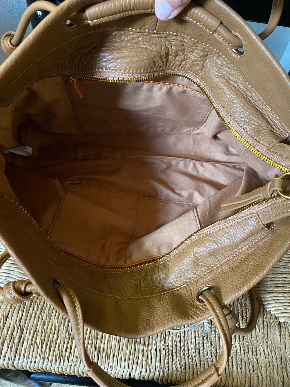 HOBO Studio Softie pebbled leather tote - Picture 9 of 14